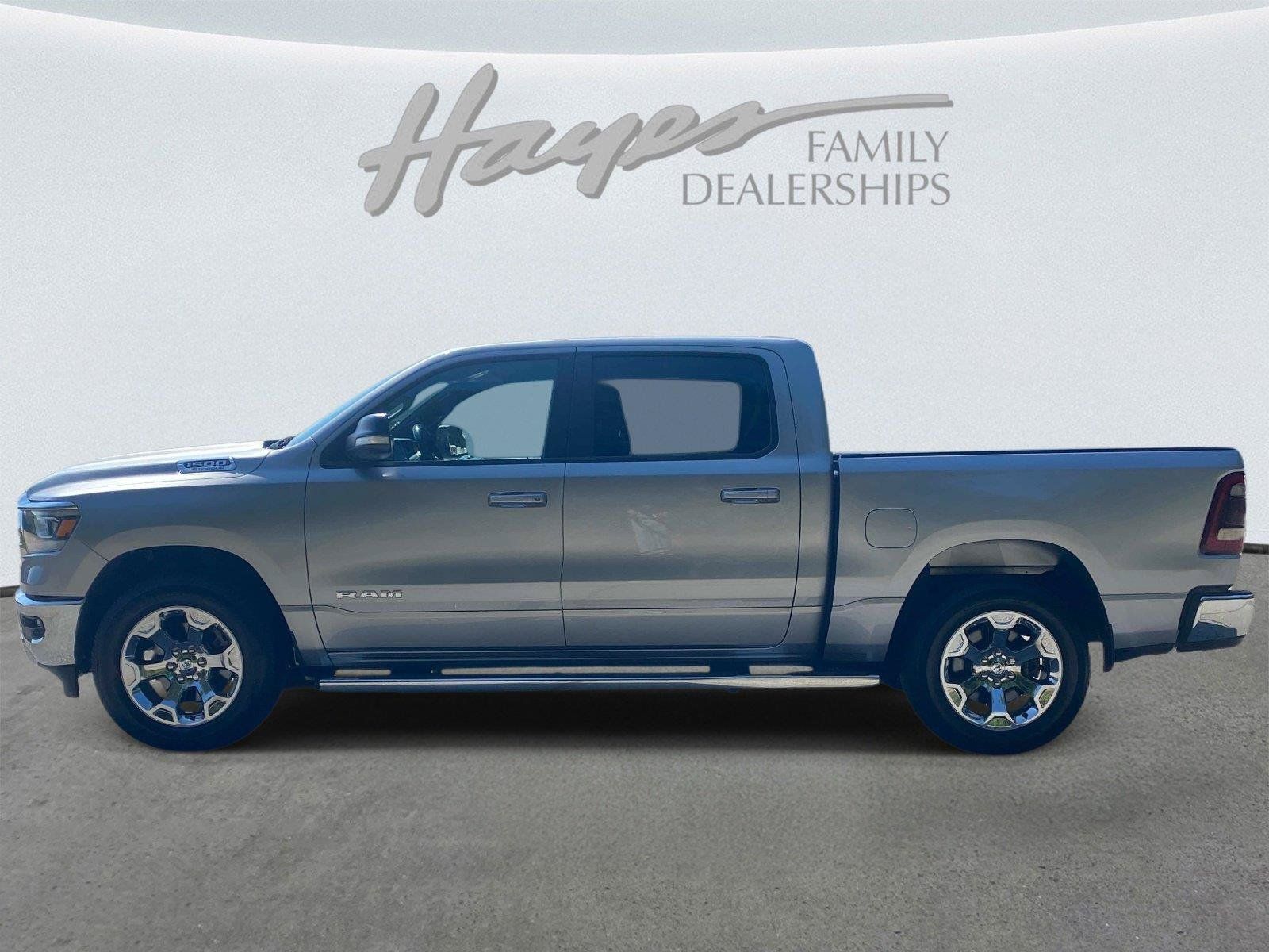 Used 2022 RAM 1500 Big Horn AWD/4WD image 9