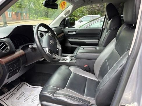 Used 2020 Toyota Tundra Limited w/ Limited Premium Package AWD/4WD image 9
