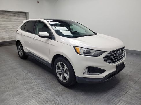 Used 2019 Ford Edge SEL w/ Equipment Group 201A FWD image 11