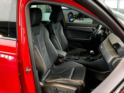 Certified 2023 Audi Q3 2.0T Premium Plus image 9