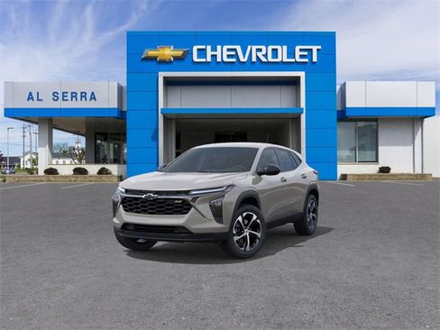 New 2026 Chevrolet Trax RS w/ Driver Confidence Package FWD image 8