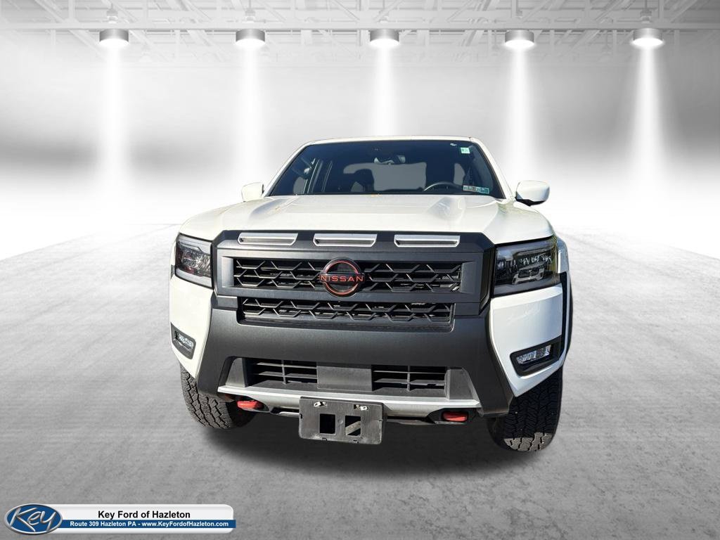 Used 2026 Nissan Frontier PRO-4X AWD/4WD image 2