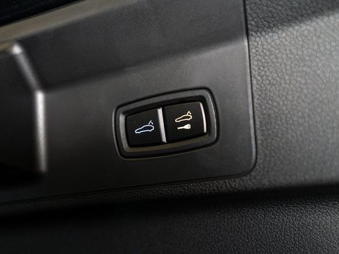 New 2025 Porsche Panamera 4 image 41