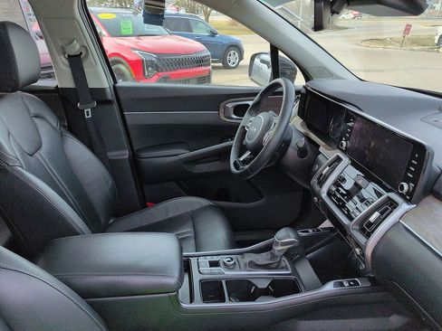 Used 2023 Kia Sorento X-Line EX image 7