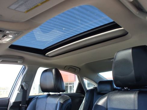 Used 2015 Toyota Avalon XLE Touring image 6