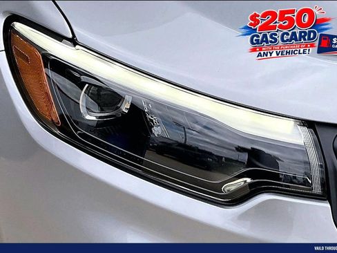 Used 2022 Jeep Compass Trailhawk w/ Trailhawk Elite Group AWD/4WD image 28