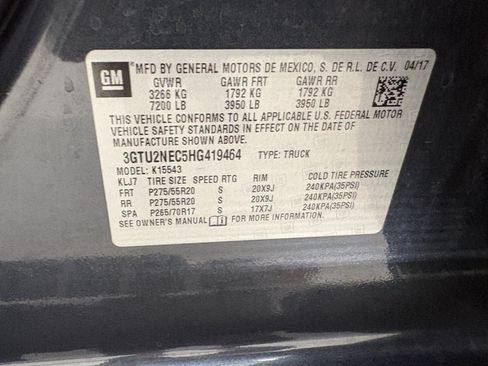Used 2017 GMC Sierra 1500 SLT AWD/4WD image 37