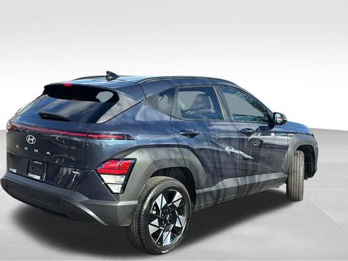 Used 2024 Hyundai Kona SEL image 7