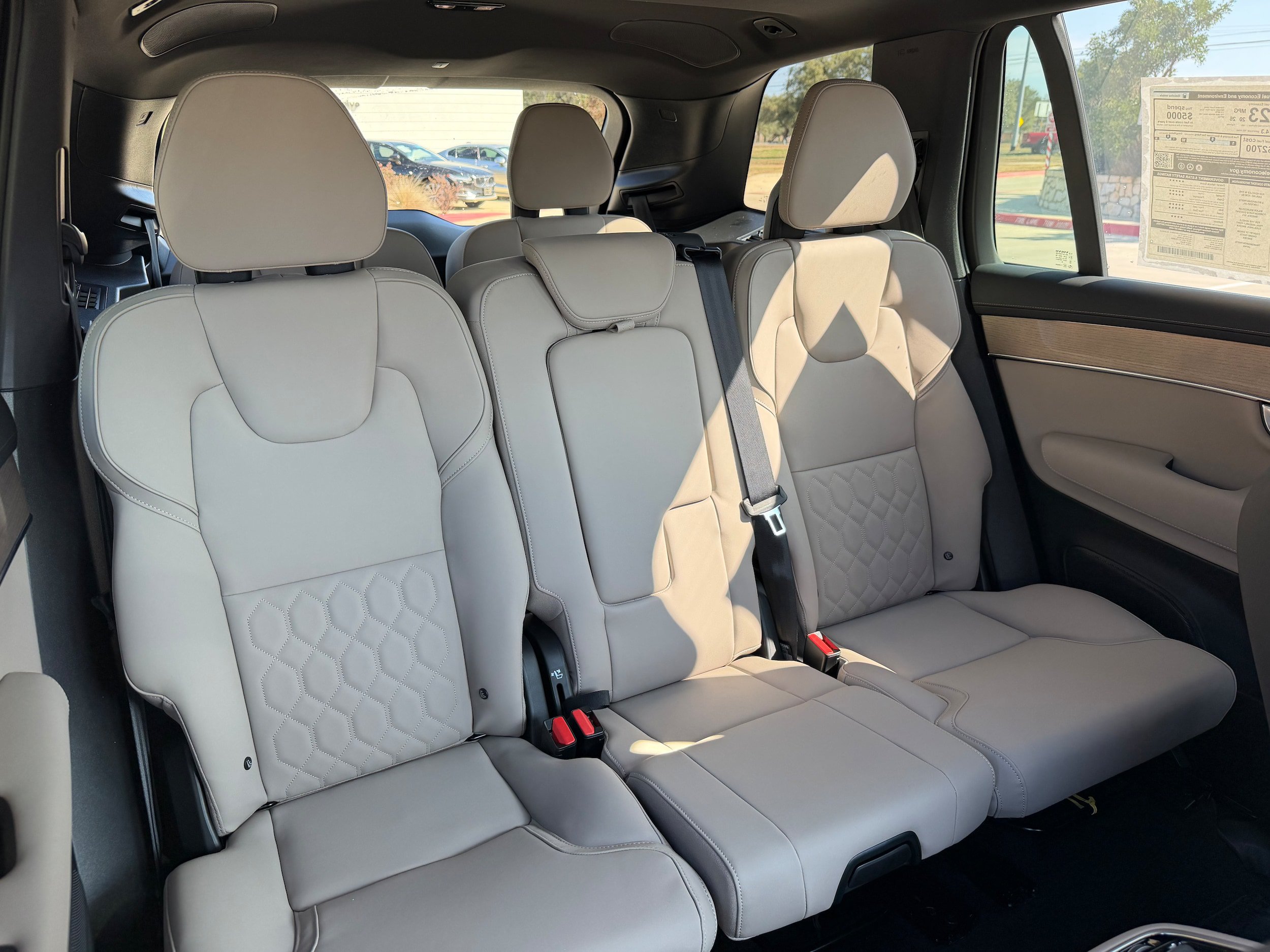 New 2026 Volvo XC90 B6 Plus w/ Protection Package Premier AWD/4WD image 10