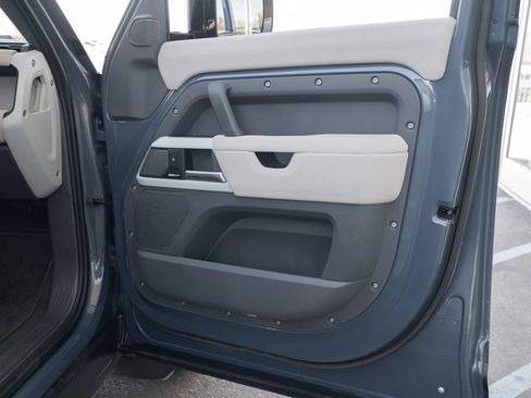 Used 2023 Land Rover Defender 110 S AWD/4WD image 45