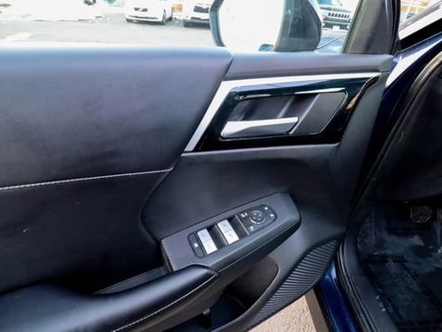 Used 2022 Mitsubishi Outlander SEL Black Edition image 38