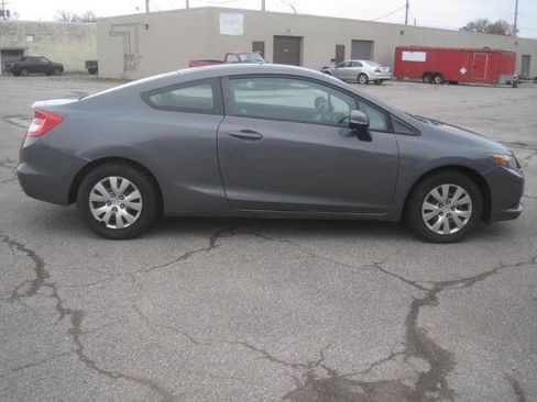 Used 2012 Honda Civic LX image 4