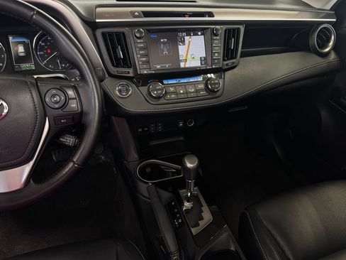 Used 2016 Toyota RAV4 Limited AWD/4WD image 19