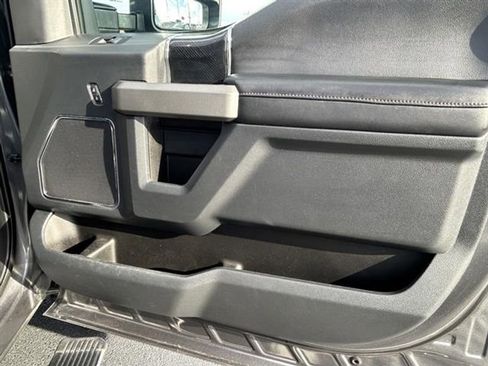 Used 2022 Ford F250 Platinum w/ Tremor Off-Road Package image 27