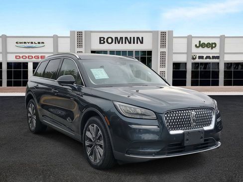 Used 2021 Lincoln Corsair Reserve image 2