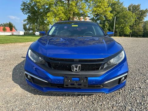 Used 2019 Honda Civic EX image 2