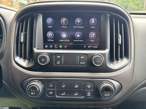 Used 2021 GMC Canyon AT4 image 17