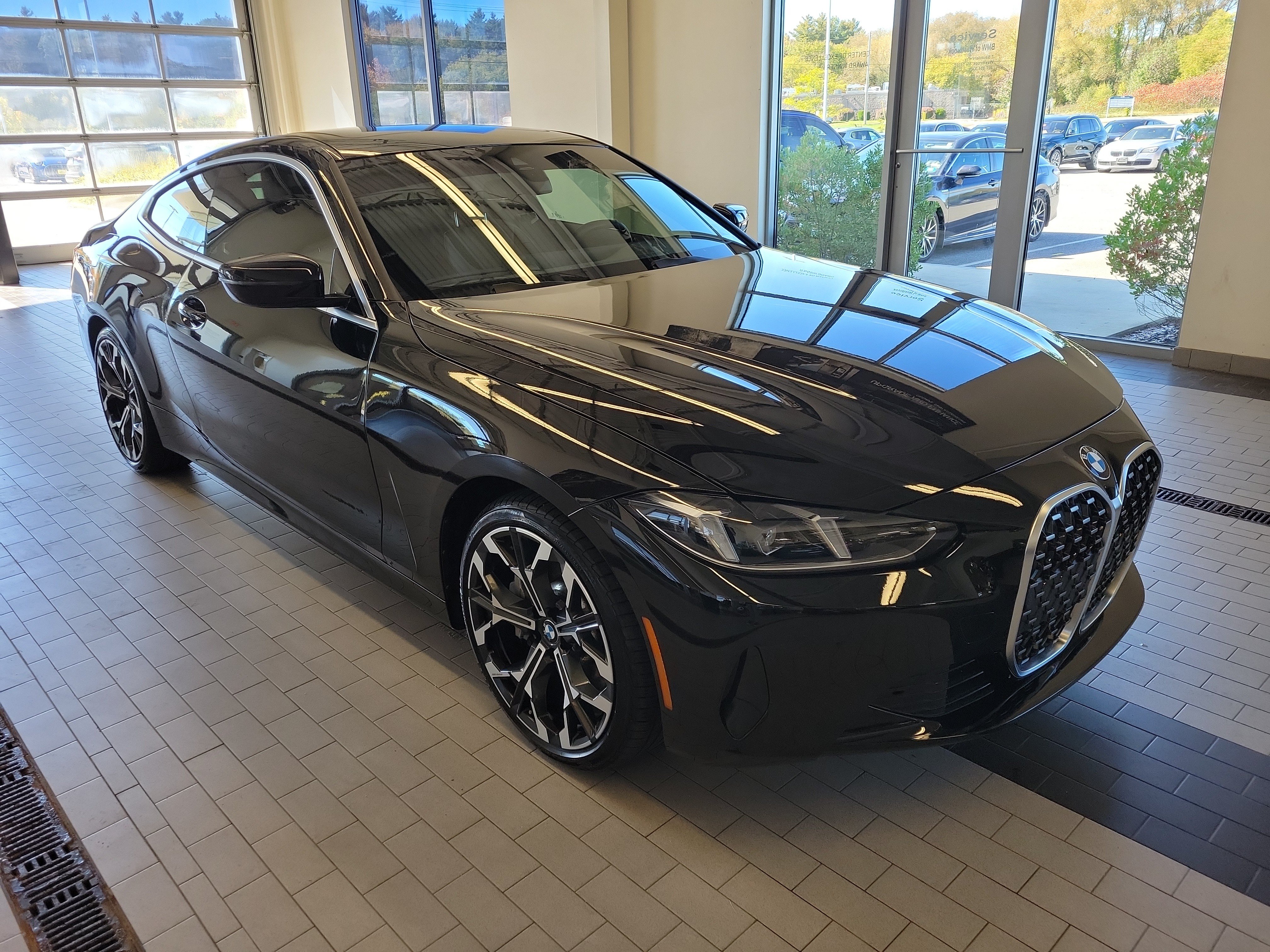 Used 2025 BMW 430i xDrive Coupe w/ Convenience Package AWD/4WD image 3