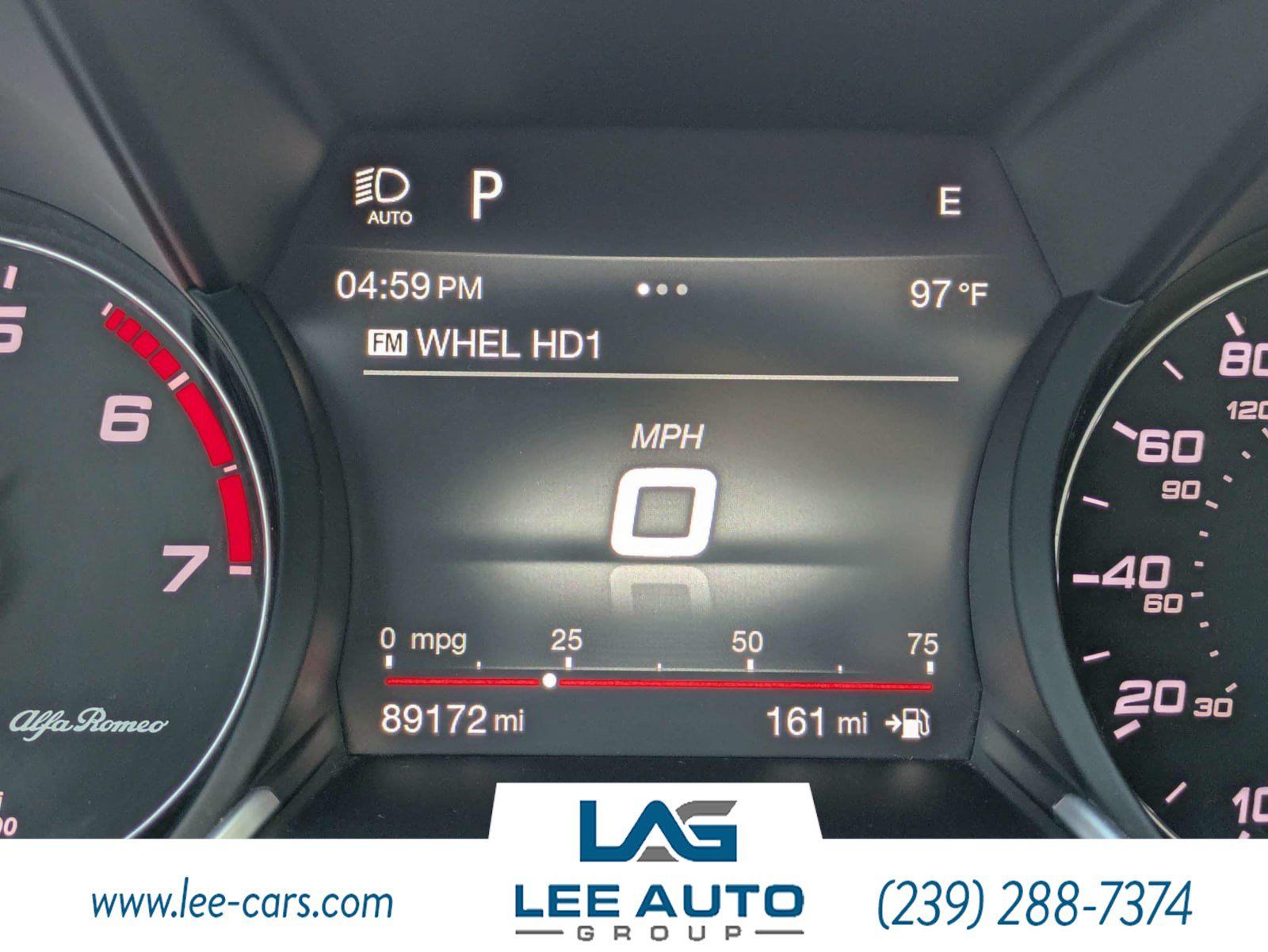 Used 2019 Alfa Romeo Giulia Ti AWD/4WD image 25