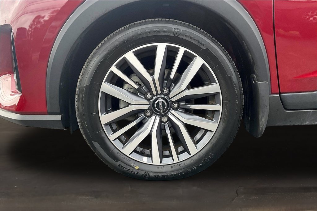 Used 2024 Nissan Kicks SR FWD image 32
