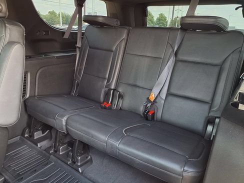 Used 2021 GMC Yukon XL Denali w/ Denali Premium Package RWD image 25