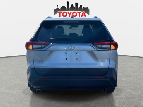 Used 2023 Toyota RAV4 XLE Premium image 6