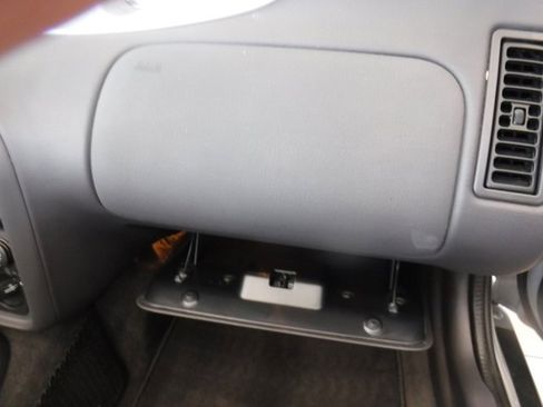 Used 2000 Plymouth Prowler image 23