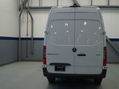 New 2025 Mercedes-Benz Sprinter 2500 image 5