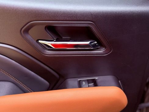 Used 2024 GMC Canyon AT4 w/ Technology Package image 27