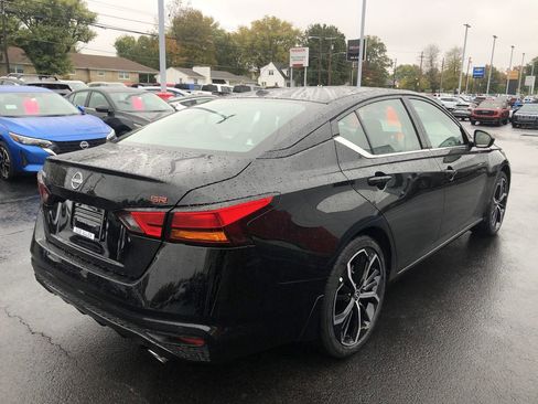 New 2025 Nissan Altima 2.5 SR w/ SR Premium Package image 13
