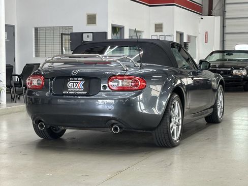 Used 2014 MAZDA MX-5 Miata Sport image 3