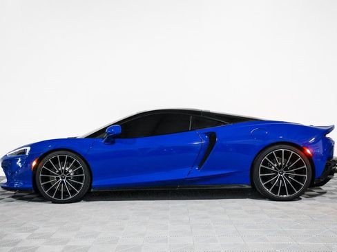 Used 2020 McLaren GT image 14