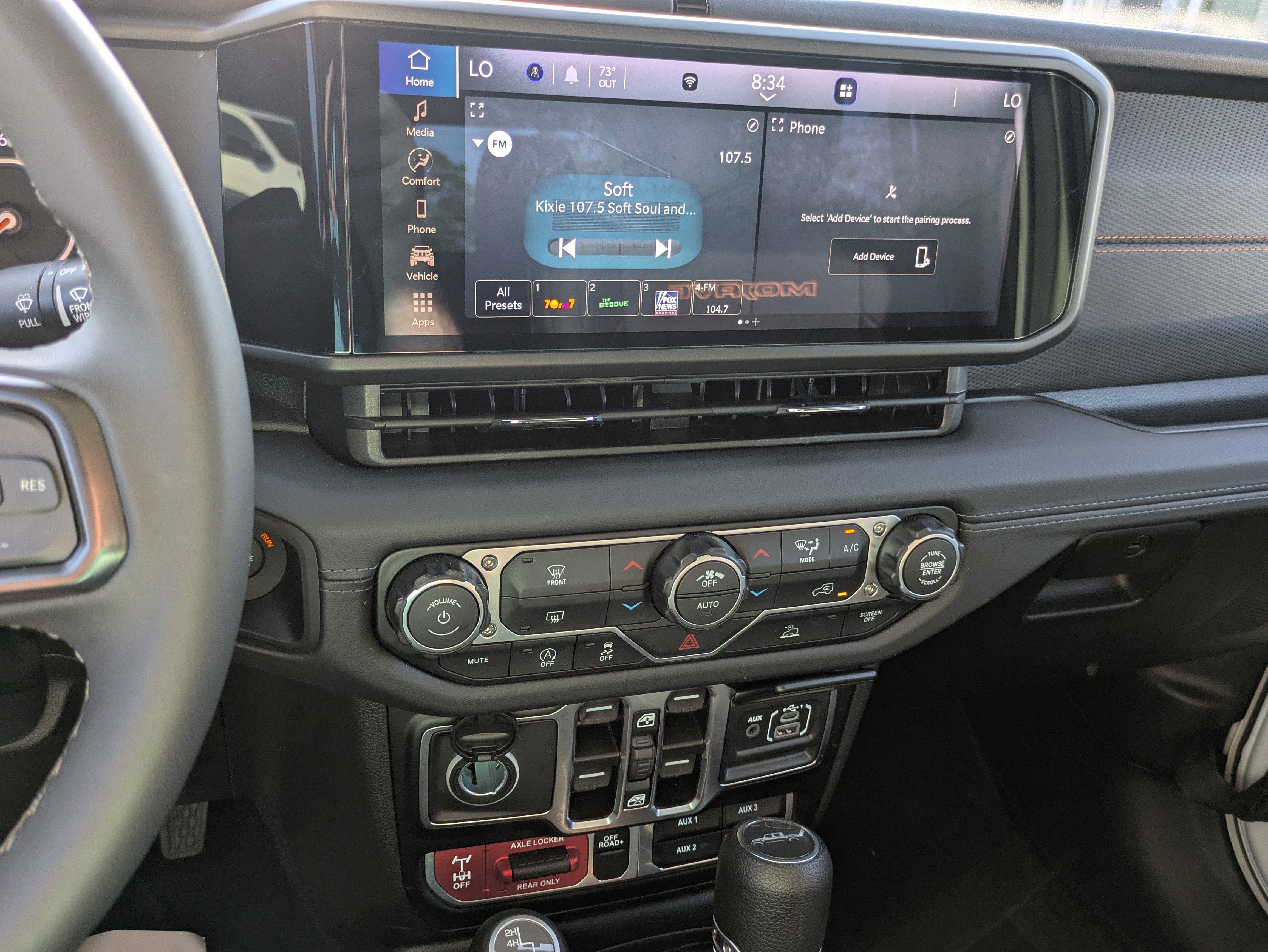 Used 2026 Jeep Gladiator Mojave AWD/4WD image 10