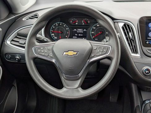 Used 2024 Chevrolet Malibu LT image 16