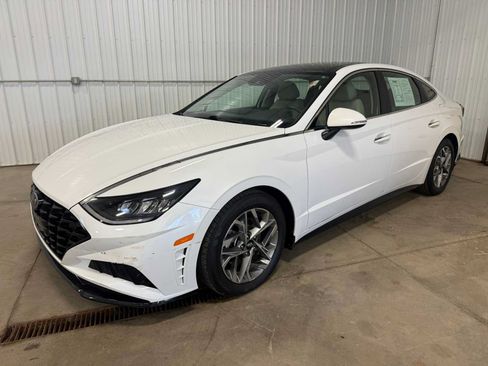 Used 2020 Hyundai Sonata SEL w/ Premium + Sunroof Package FWD image 6