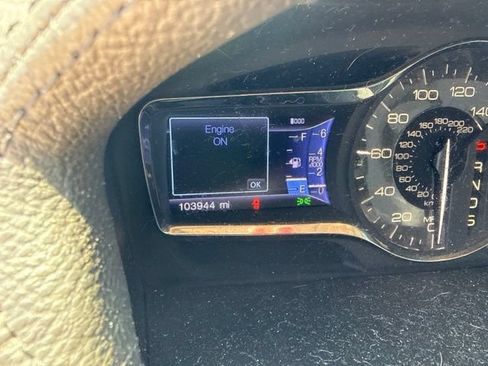 Used 2013 Lincoln MKX AWD w/ Wood Pkg image 12