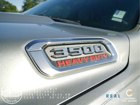 Used 2021 RAM 3500 Big Horn image 10