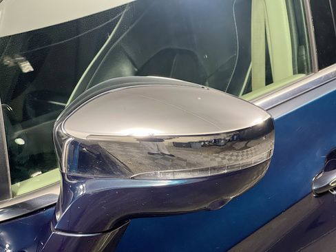 Used 2022 Chrysler Pacifica Limited image 12