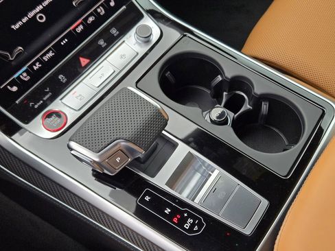 New 2026 Audi RS Q8 performance image 22