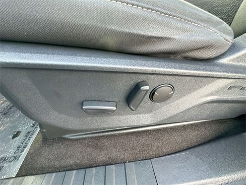 Used 2022 Ford F150 XLT w/ Equipment Group 302A High image 17