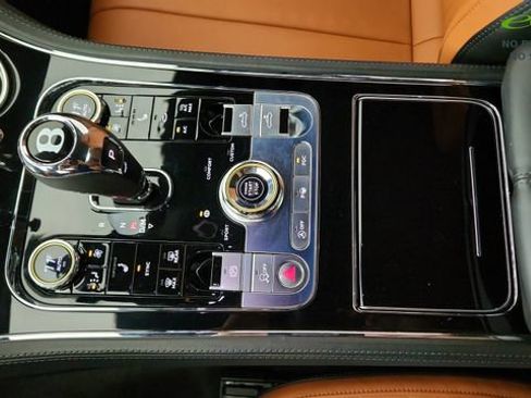 Used 2022 Bentley Continental GT AWD/4WD image 57