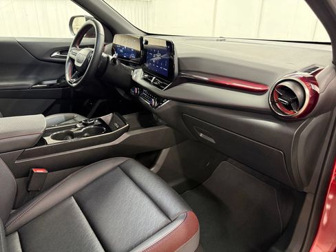 Used 2025 Chevrolet Equinox RS w/ Safety and Technology Package FWD image 25