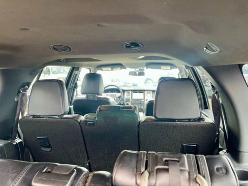 Used 2017 Ford Expedition EL Limited image 9