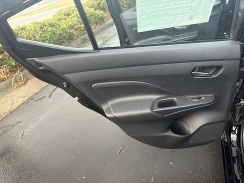 Used 2025 Nissan Versa SV w/ Trunk Package image 29