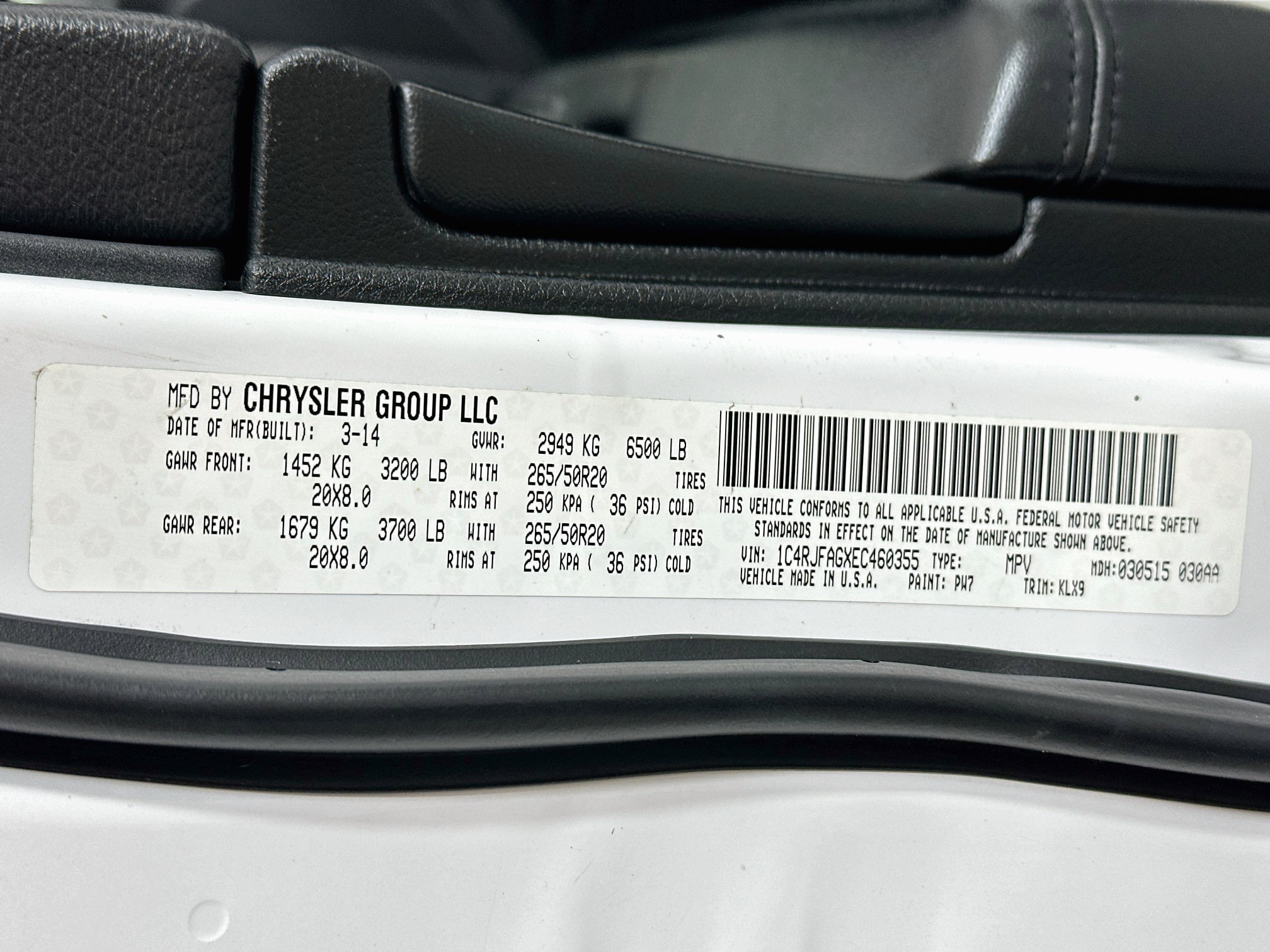 Used 2014 Jeep Grand Cherokee Altitude AWD/4WD image 32