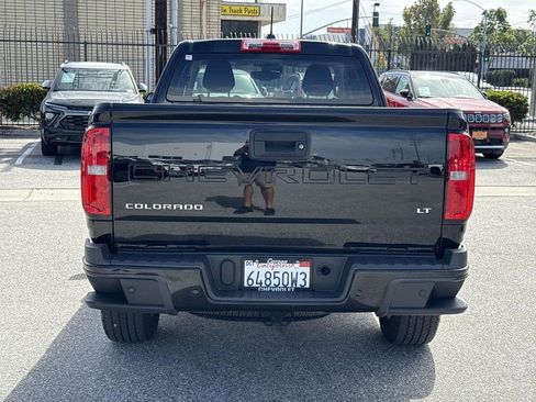 Used 2022 Chevrolet Colorado LT w/ Fleet Safety Package image 4