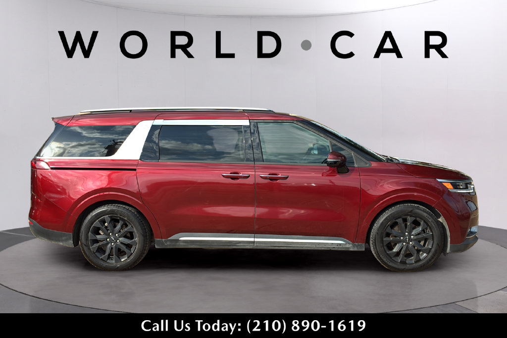 Used 2022 Kia Carnival SX Prestige FWD image 3