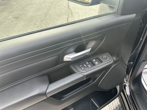 Used 2025 RAM 1500 Classic Warlock image 14