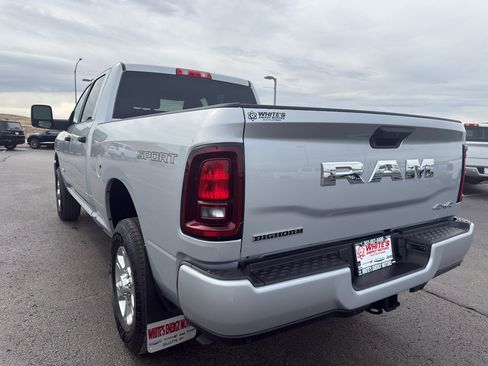 New 2026 RAM 2500 Big Horn AWD/4WD image 8