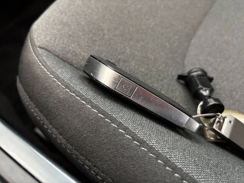 Used 2025 Kia K4 FWD image 25